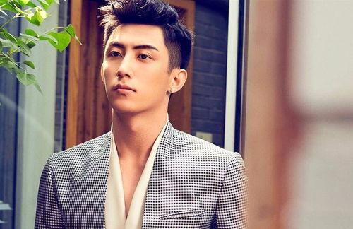 川渝男明星爆料视频,幕后爆料视频大揭秘 第3张 川渝男明星爆料视频,幕后爆料视频大揭秘 第3张